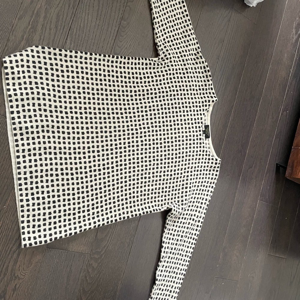 Cashmere sweater